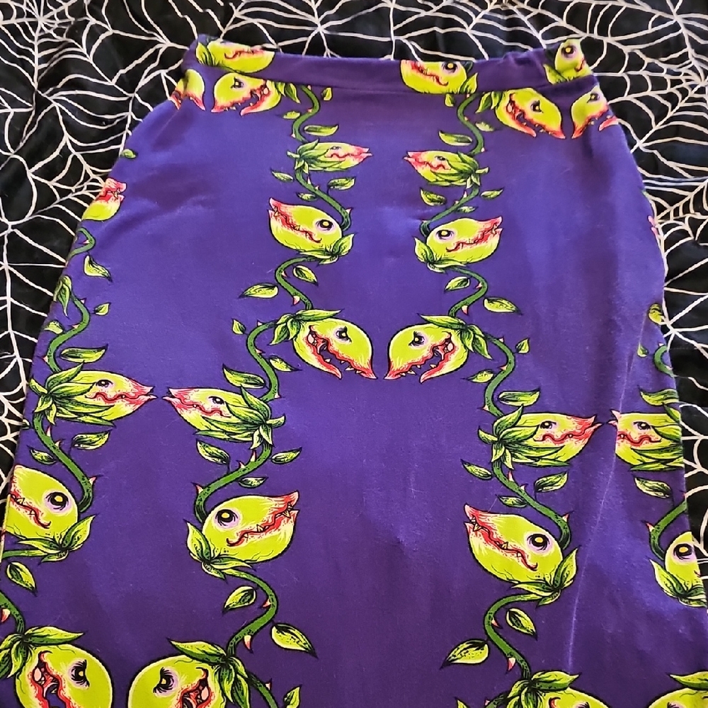 M Deadly Dames Flytrap Pencil Skirt